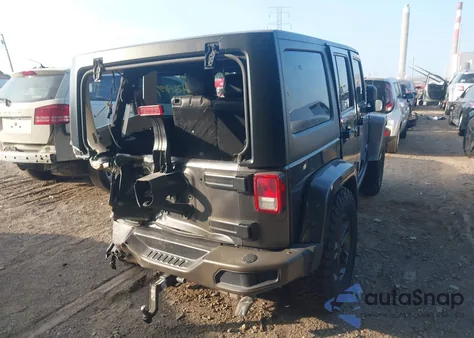 2016 Jeep Wrangler Unlimited Sahara z USA, uszkodzony, nr VIN 1C4BJWEG7GL322433